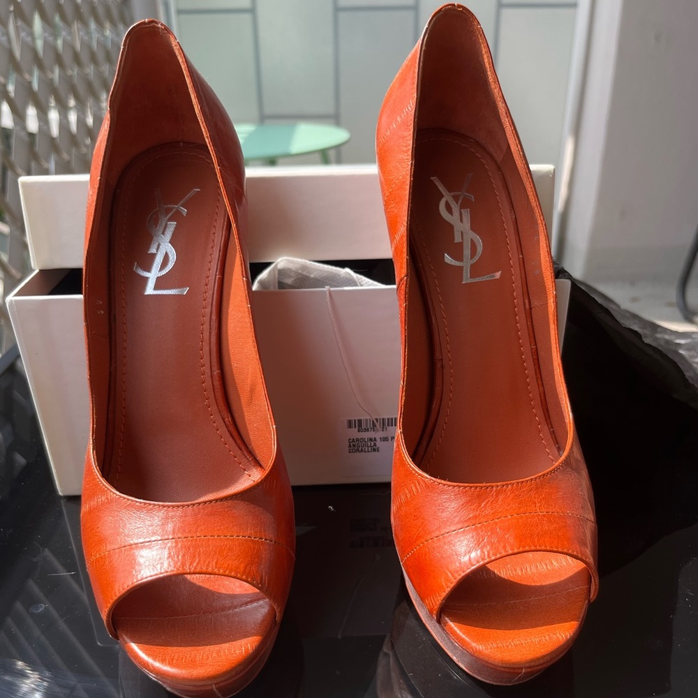 Yves Saint Laurent Sz 39 Peep-toe heels